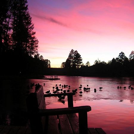 Lake Of The Woods Resort Lakeside Exterior foto