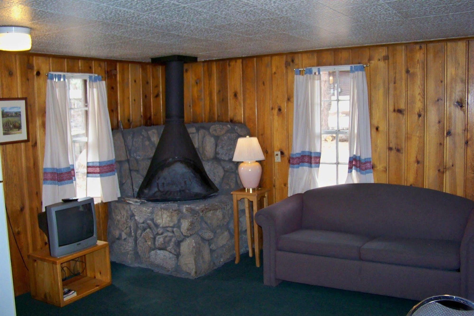 Lake Of The Woods Resort Lakeside Exterior foto